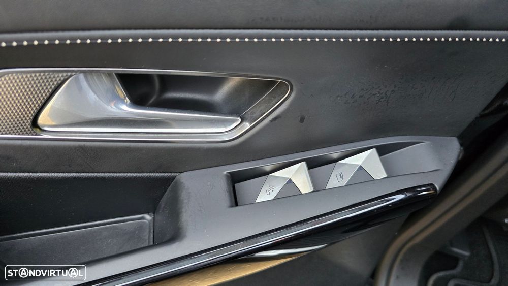 DS DS7 Crossback - 60