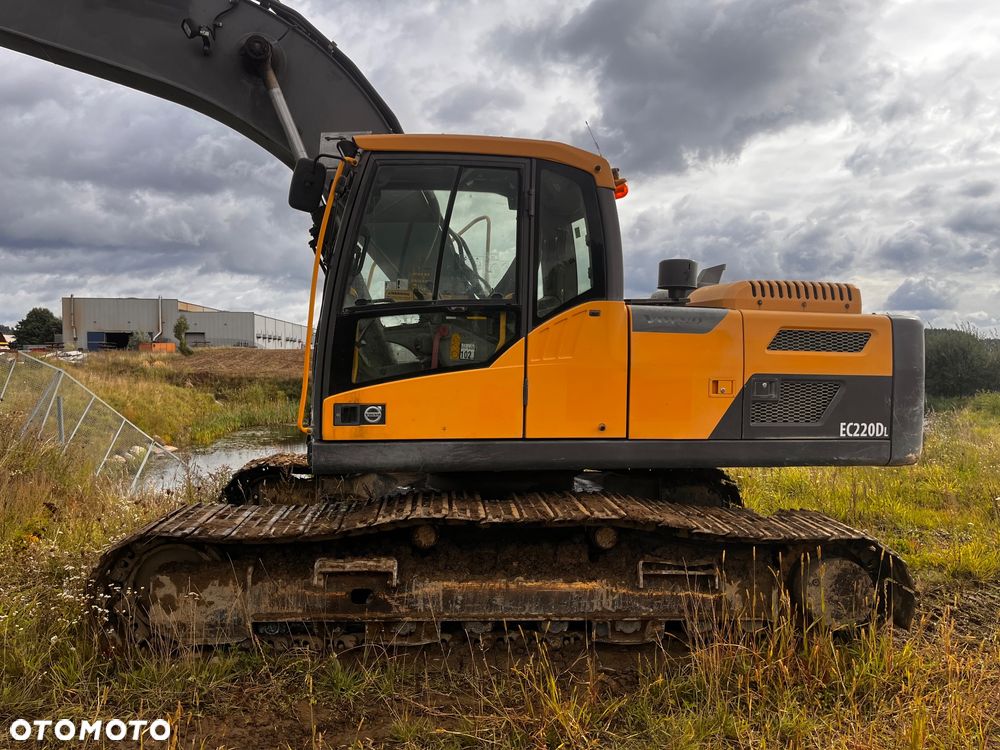 Volvo EC220 DL - 2