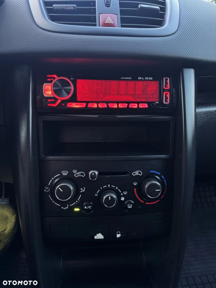Peugeot 207 1.4 Trendy - 10