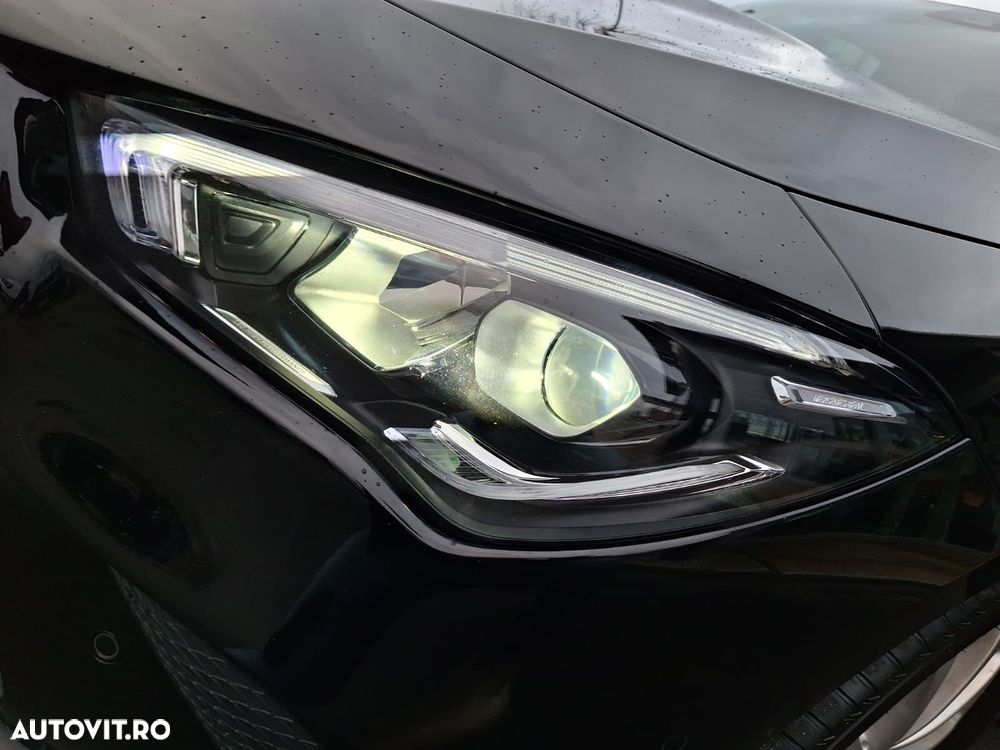 Mercedes-Benz CLA 180 7G-DCT - 29