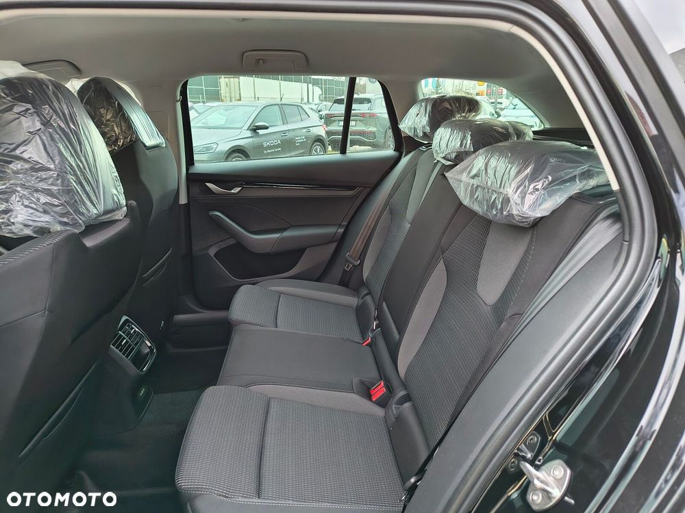 Skoda Octavia 2.0 TDI Selection DSG - 18