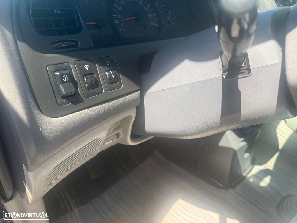 Mitsubishi Space Gear 2.5 TD GLX - 21
