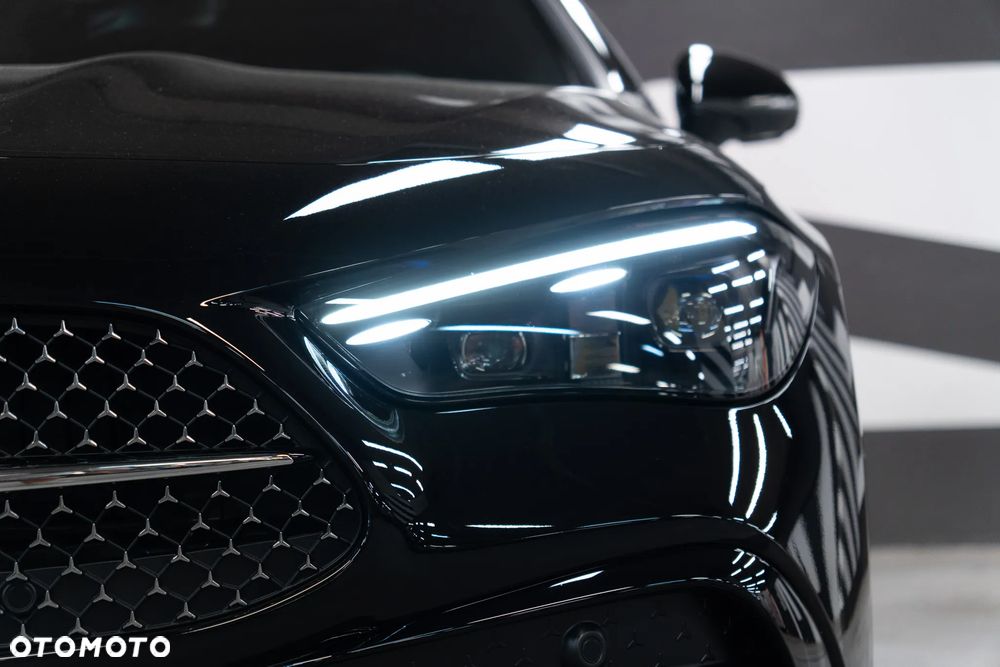 Mercedes-Benz CLE 300 mHEV 4-Matic AMG Line - 11
