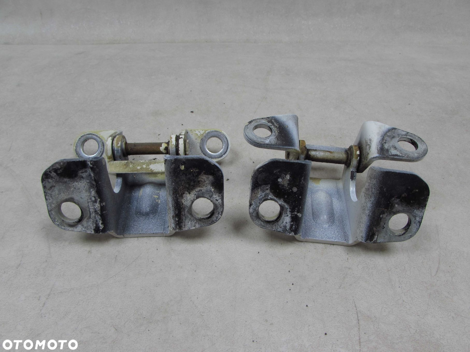 PIAGGIO PORTER PFAU QUARGO 06-18 ZAWIASY DRZWI PRAWY PRZOD - 6