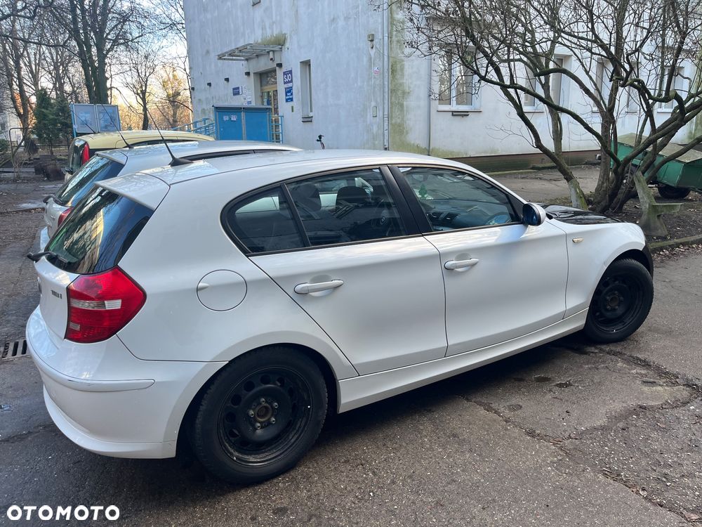 BMW Seria 1 118i - 7