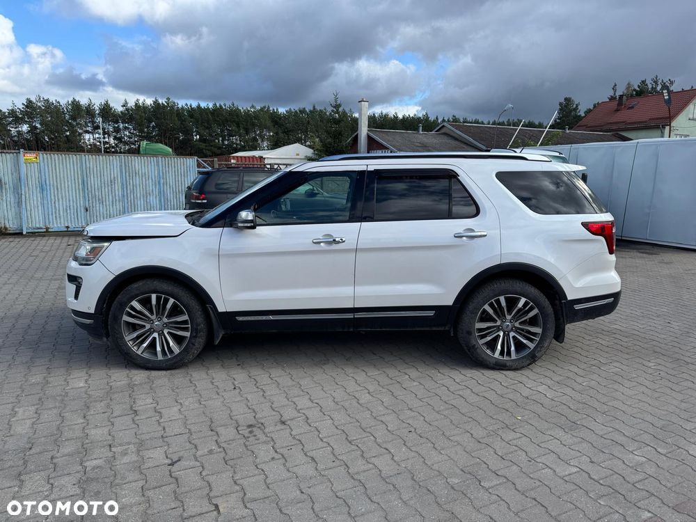 Ford Explorer - 2