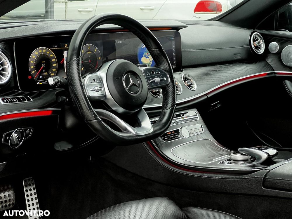 Mercedes-Benz E - 12