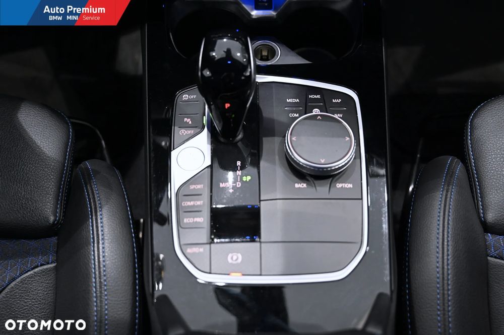 BMW Seria 1 118i - 17