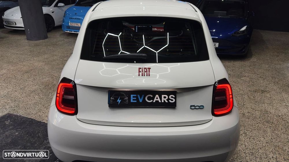 Fiat 500e 23,8kWh Red - 6
