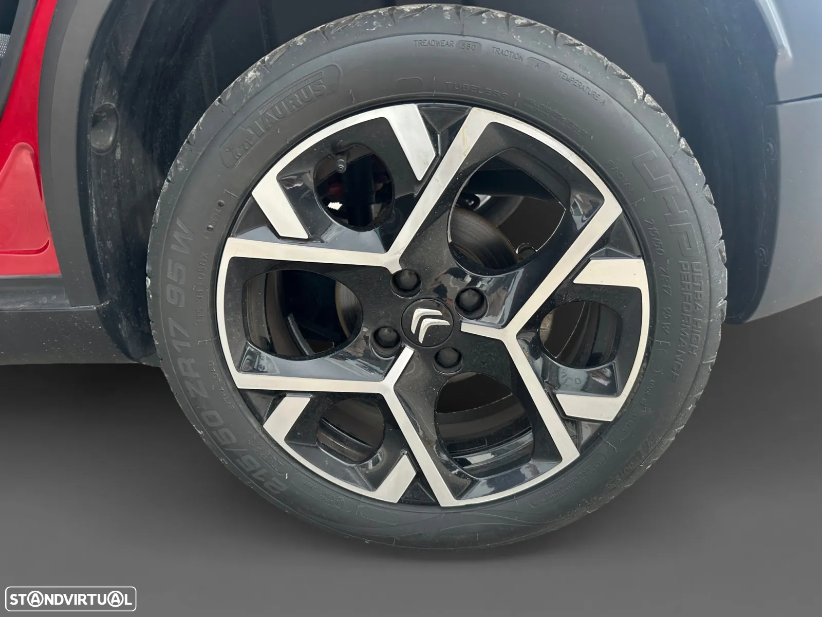 Citroën C3 Aircross 1.2 PureTech Shine - 16