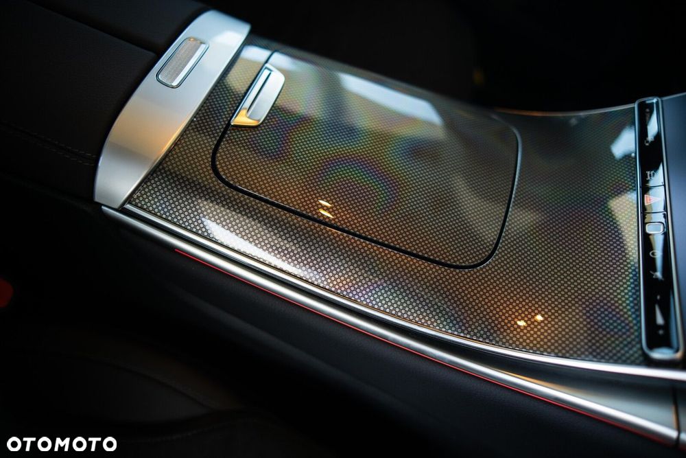 Mercedes-Benz GLC - 27