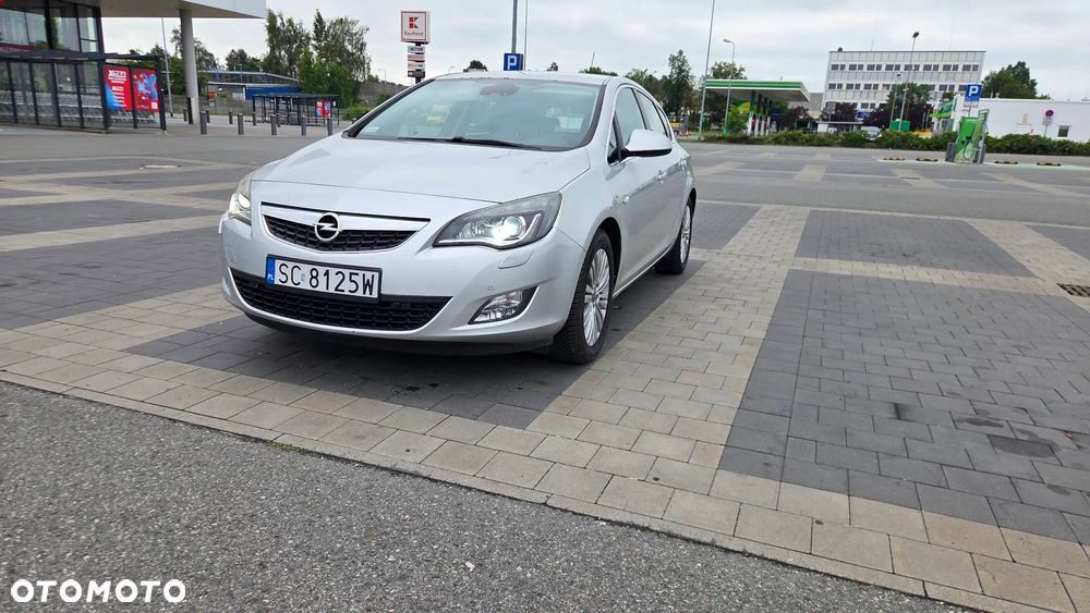 Opel Astra 1.4 T Cosmo - 2