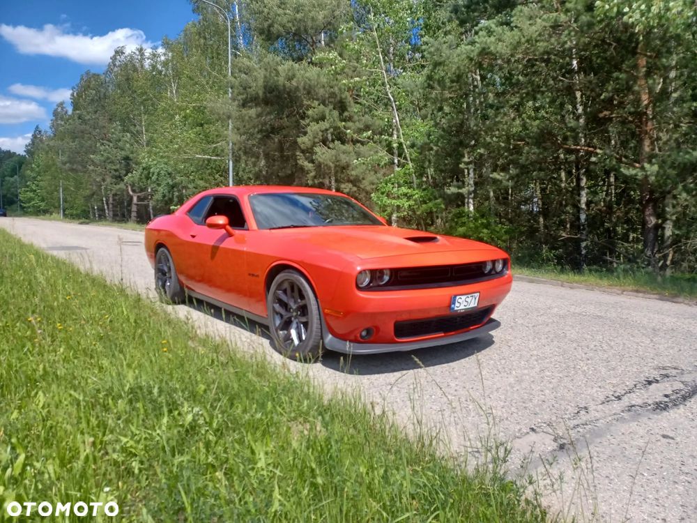 Dodge Challenger 5.7 R/T - 1