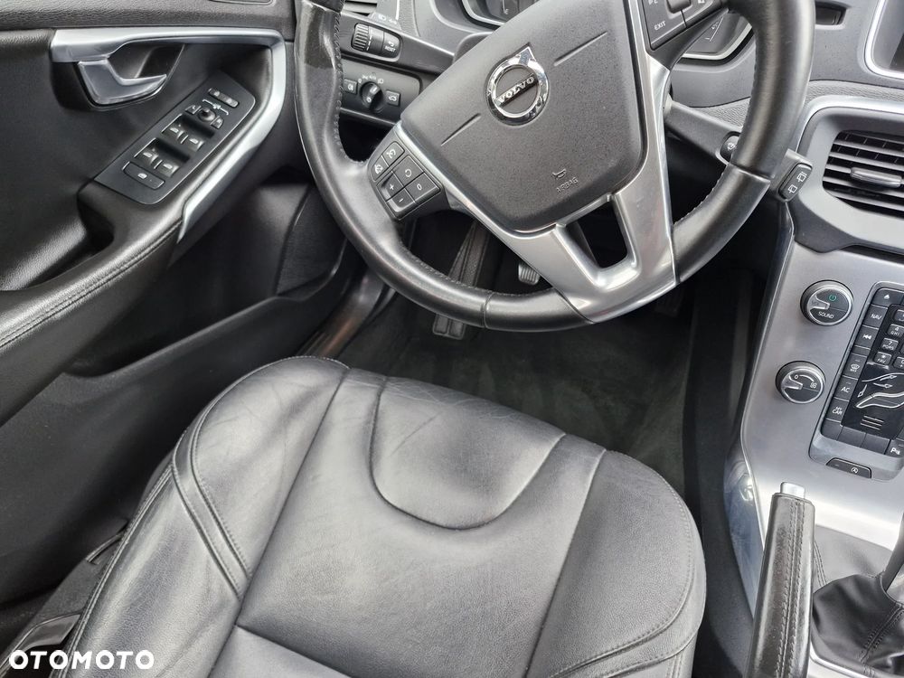 Volvo V40 D2 Inscription - 30