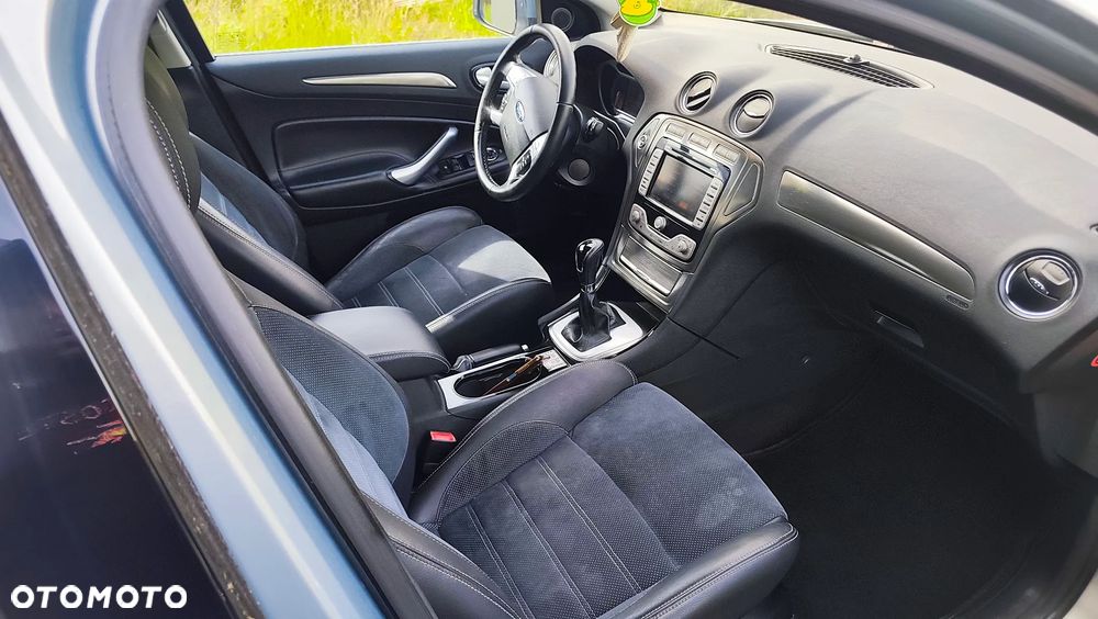 Ford Mondeo 2.3 Titanium - 27