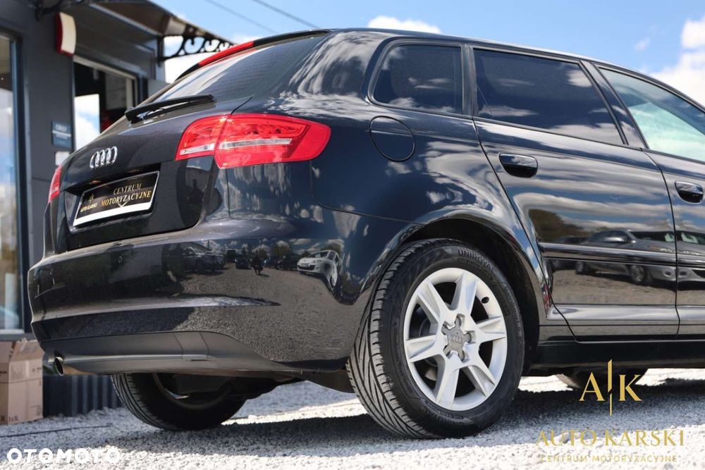Audi A3 Sportback - 13