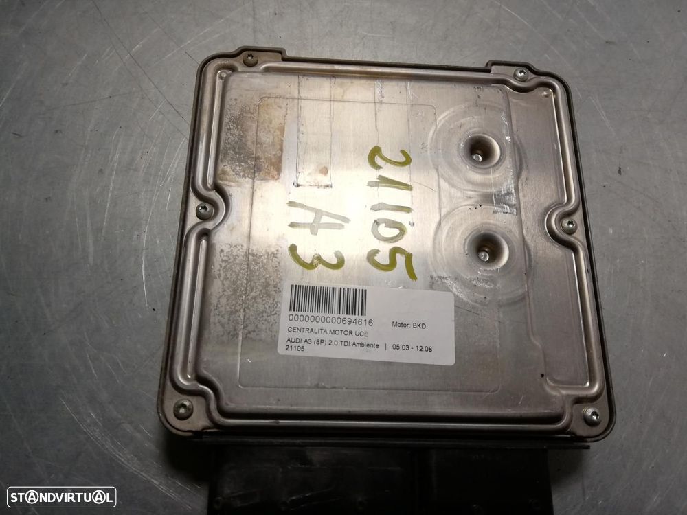 CENTRALINA DO MOTOR UCE AUDI A3 8P1 - 1