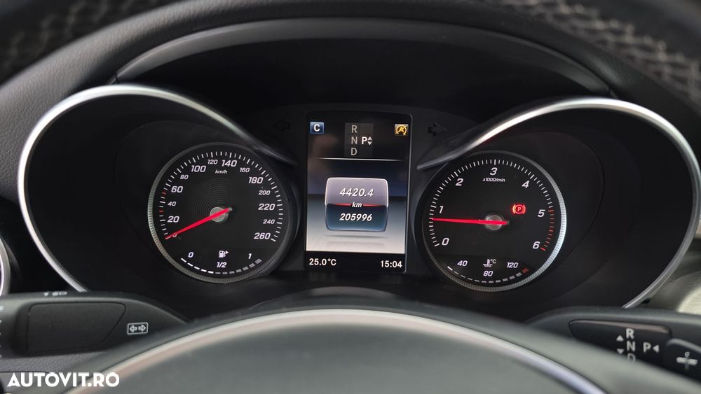 Mercedes-Benz C - 16