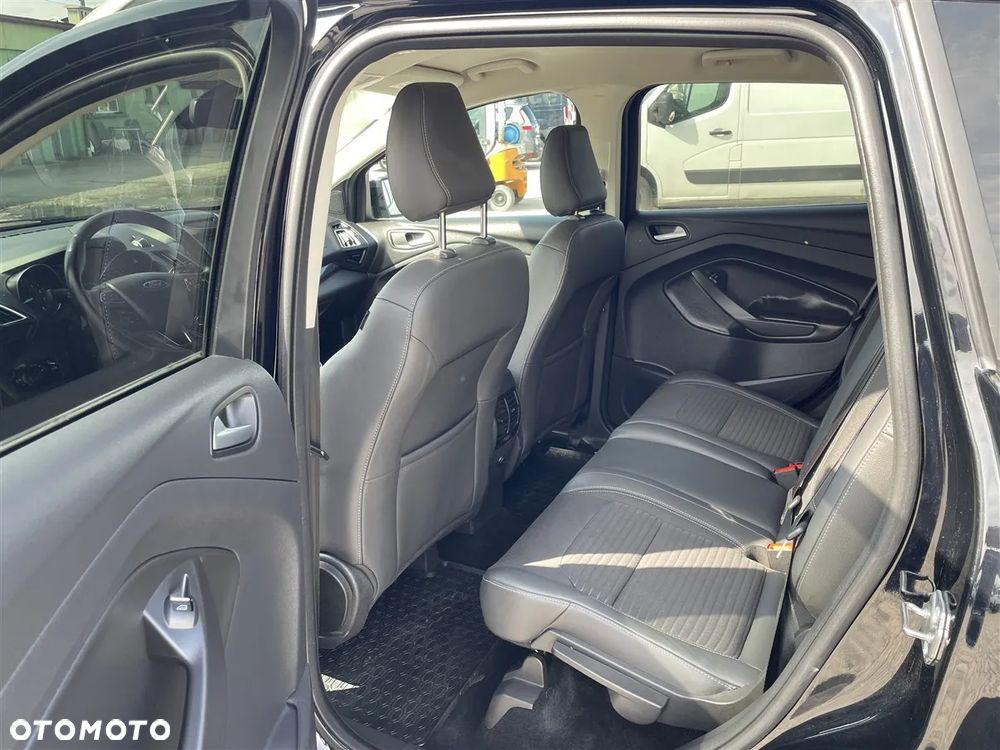 Ford Kuga 1.5 EcoBoost 2x4 Business Edition - 21