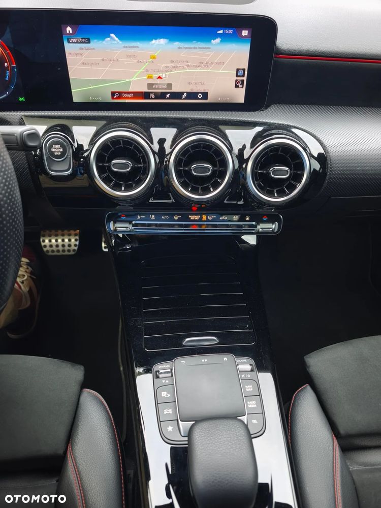 Mercedes-Benz Klasa A 250 E AMG Line 8G-DCT - 24