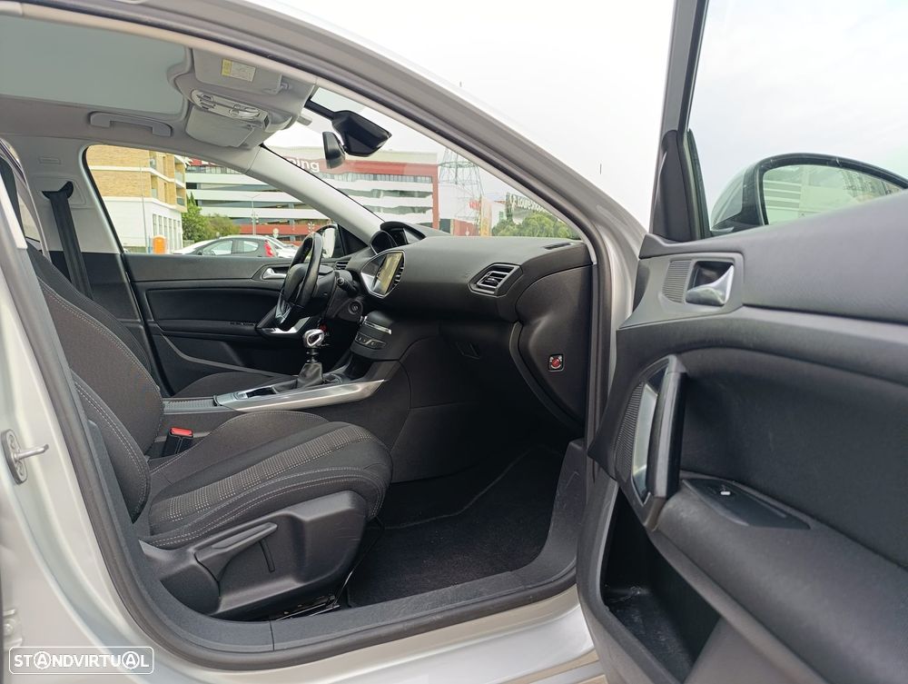 Peugeot 308 SW BlueHDi 120 Stop & Start Allure - 13