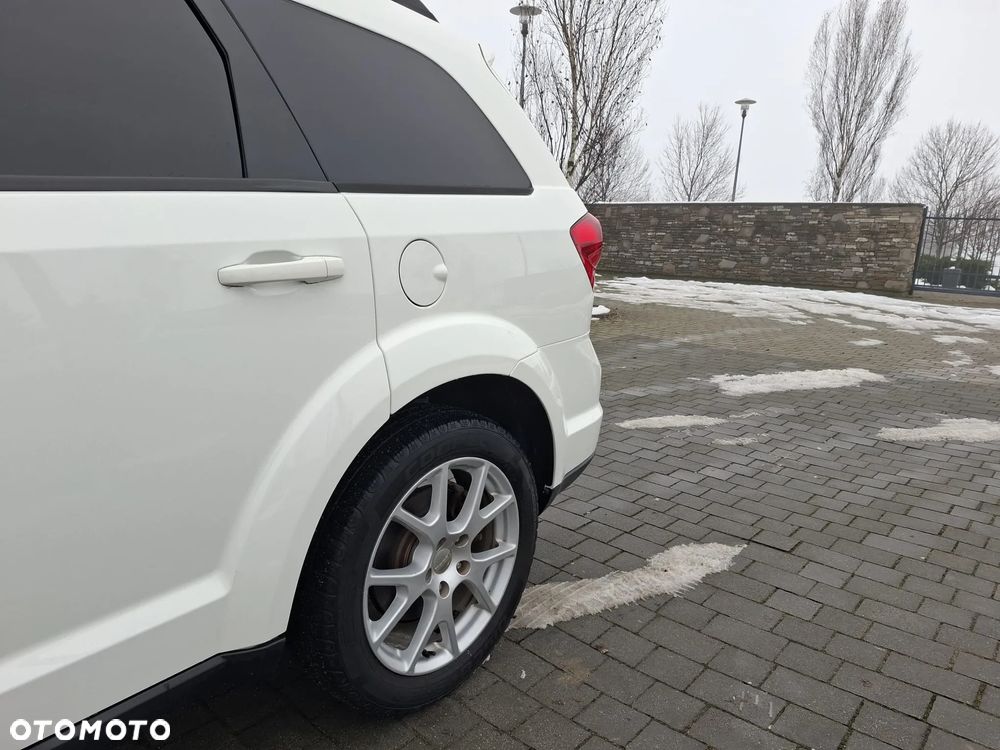 Dodge Journey - 4