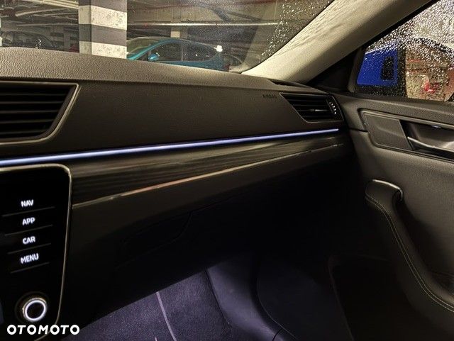 Skoda Superb 2.0 TDI SCR Ambition DSG - 26