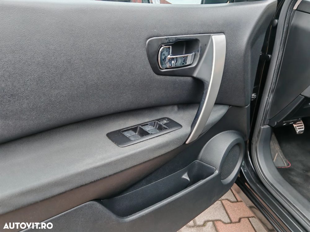 Nissan Qashqai+2 2.0 dCi DPF "All Mode 4x4" Tekna - 13