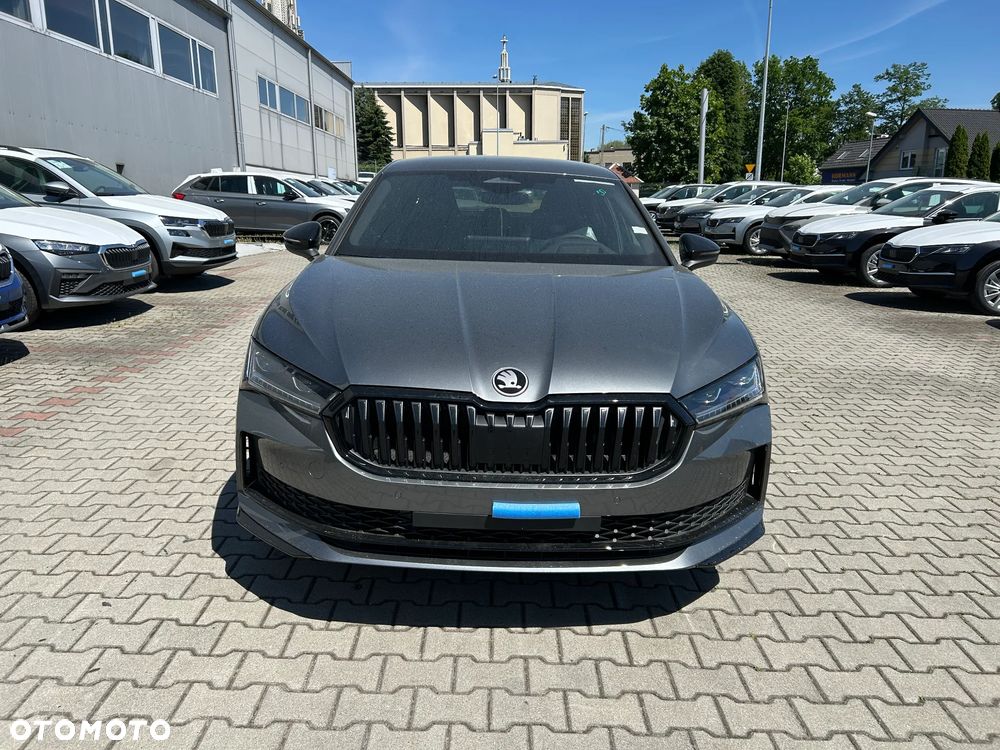Skoda Superb 2.0 TDI SCR 4x4 Sportline DSG - 4