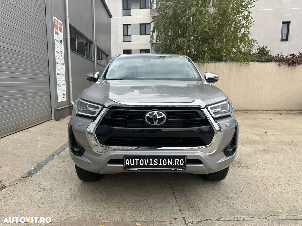 Toyota Hilux 4x4 Double Cab MHEV Autm. Executive - 3