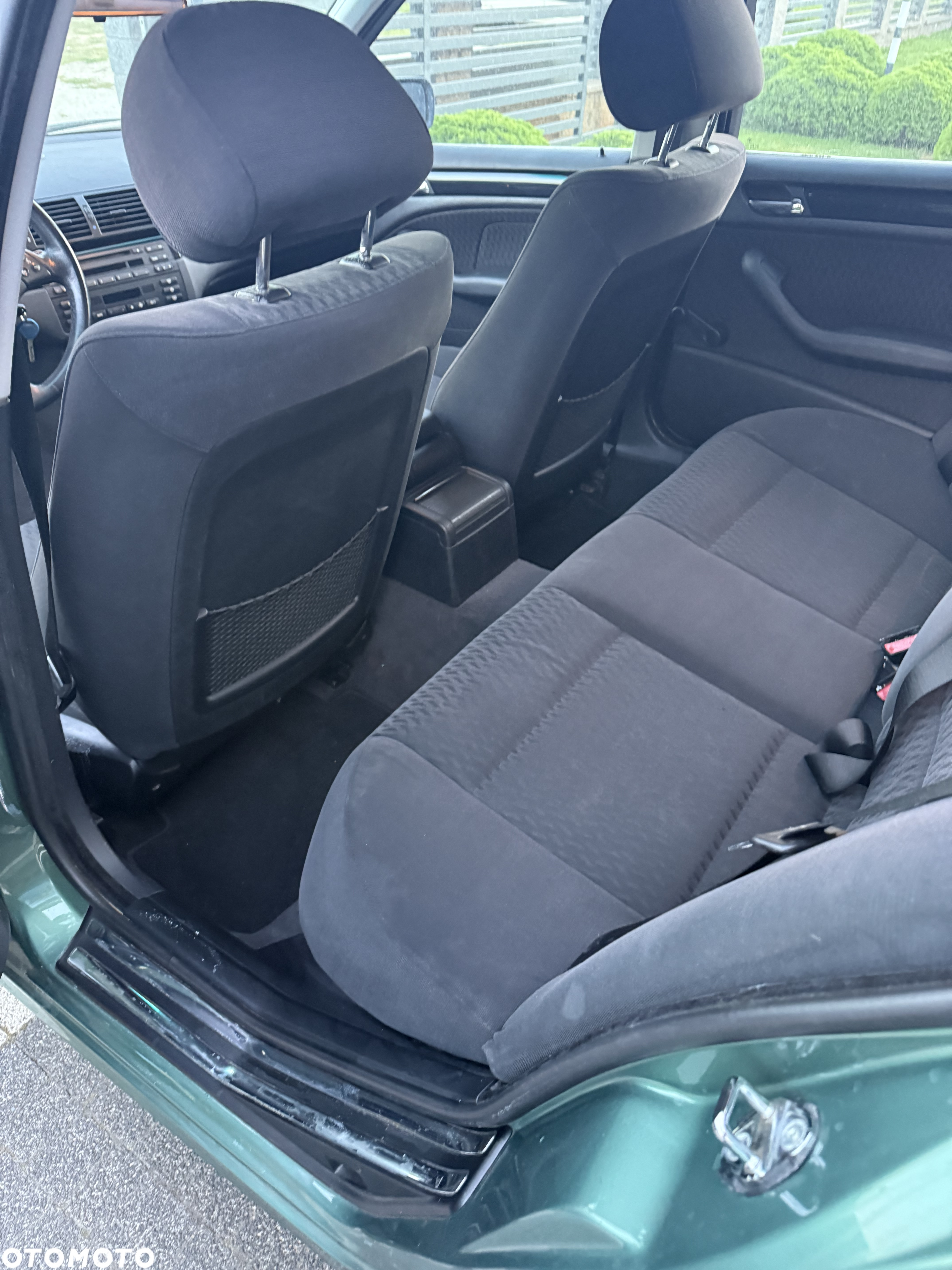 BMW Seria 3 320i - 12