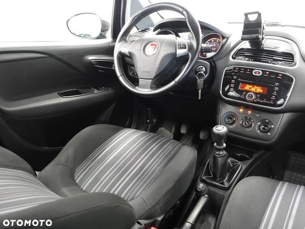 Fiat Punto Evo 1.4 8V Active - 30