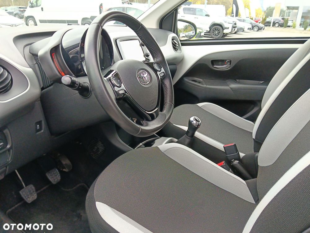 Toyota Aygo - 10