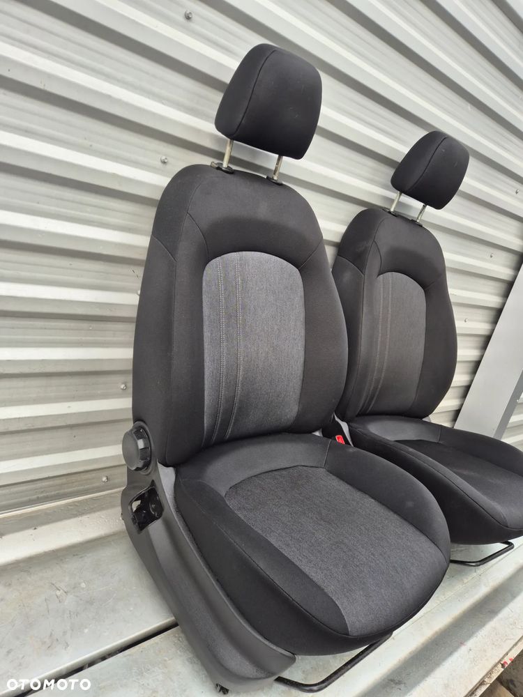 Komplet foteli fotel prawy lewy kanapa tył tapicerki Fiat Punto Evo - 4