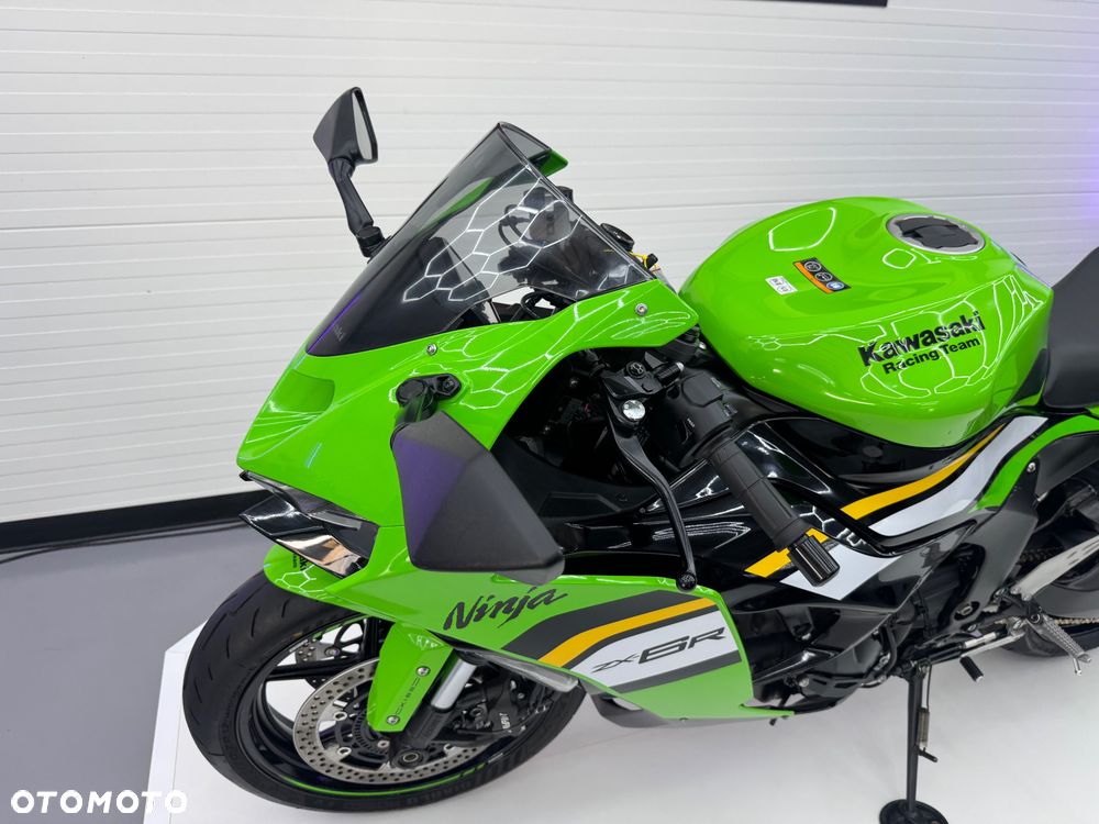 Kawasaki ZX - 33