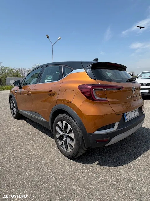Renault Captur E-Tech Plug-In-Hybrid Intens - 4