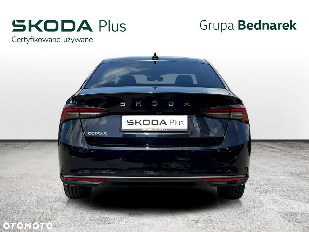 Skoda Octavia 1.5 TSI mHEV Selection DSG - 5