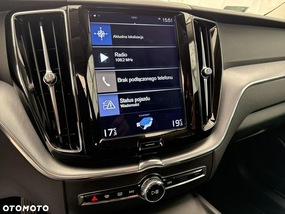 Volvo XC 60 - 24