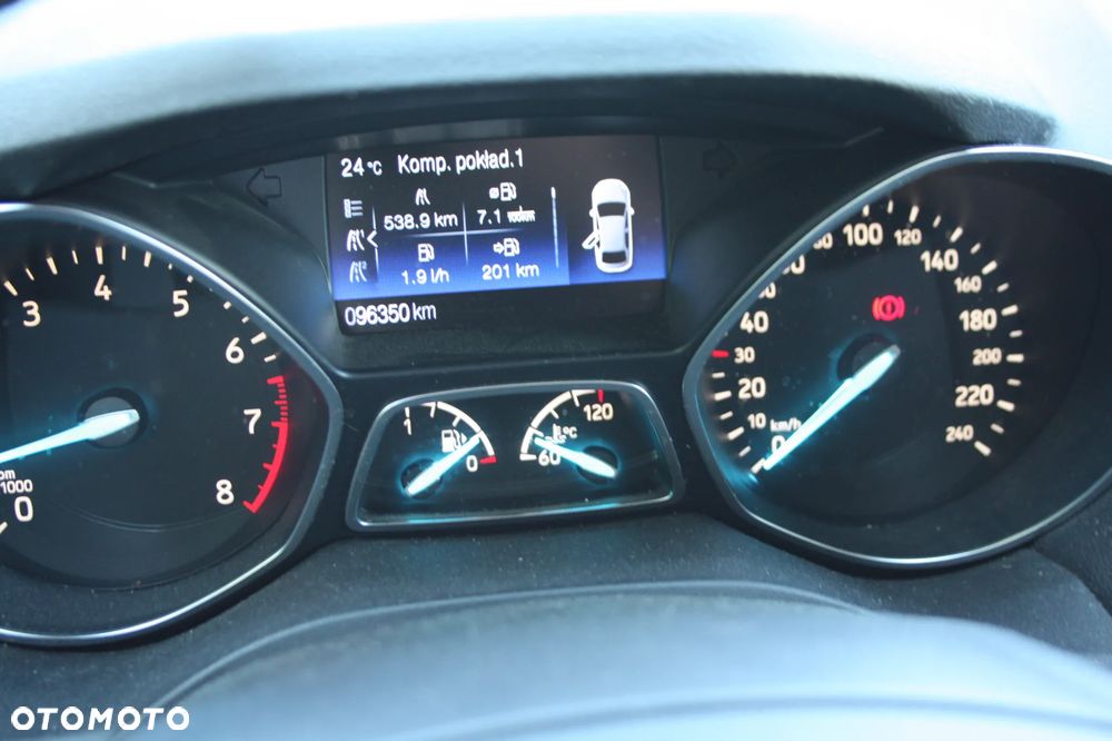 Ford Kuga 1.5 EcoBoost 2x4 Trend - 17