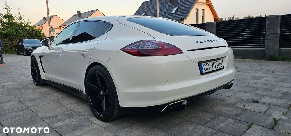Porsche Panamera 4 - 15