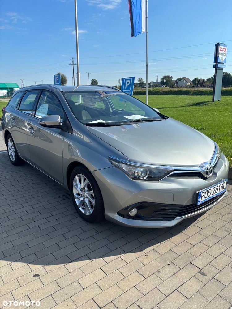 Toyota Auris 1.33 Dual-VVT-i Comfort - 2