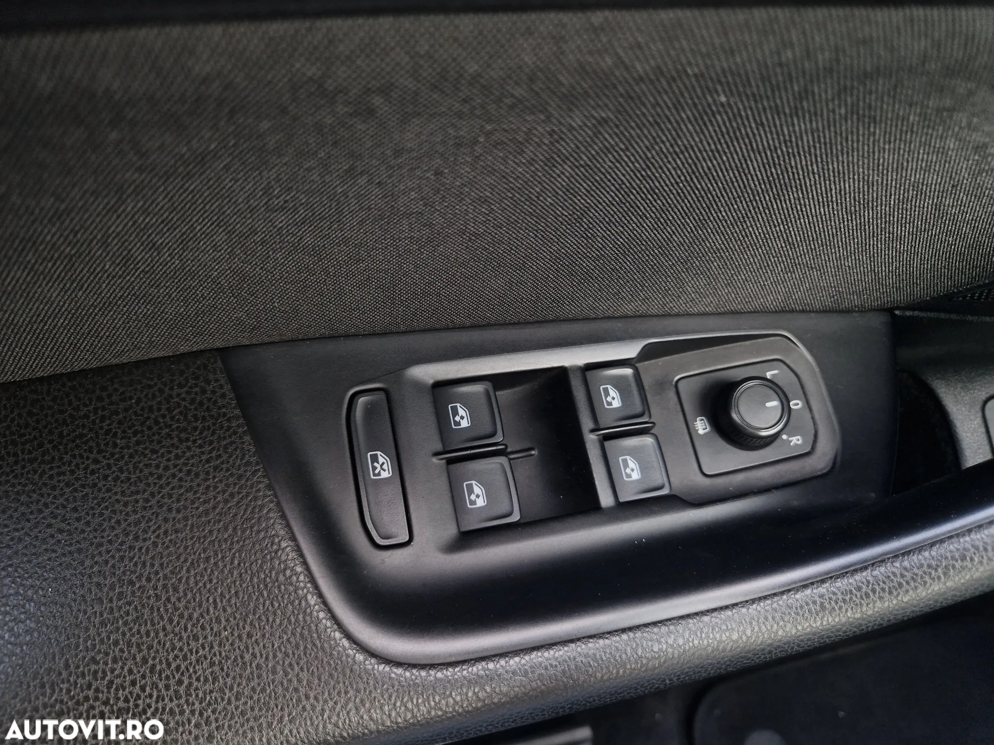 Volkswagen Passat - 21