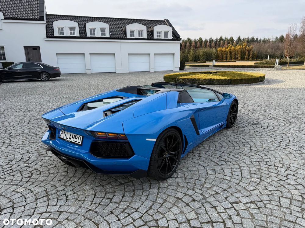 Lamborghini Aventador - 14