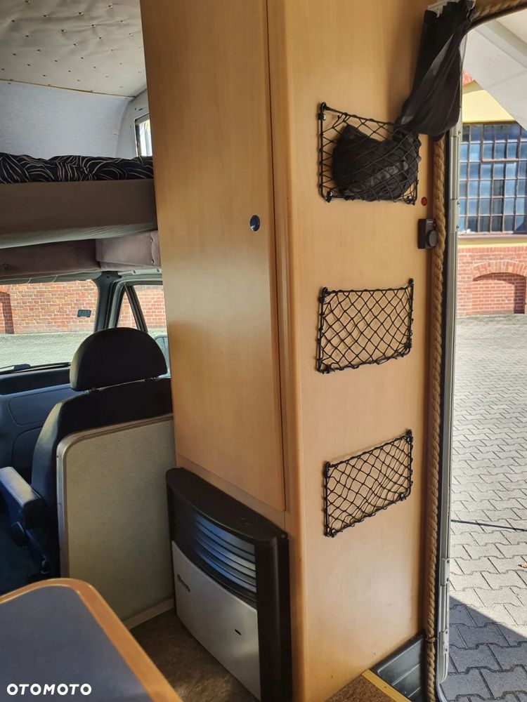 Ford Transit - 32