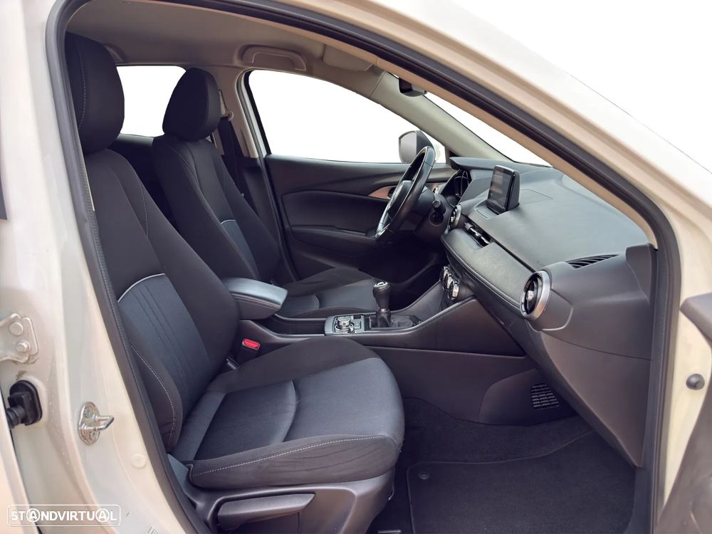 Mazda CX-3 1.8 Sky.Advance Navi - 12