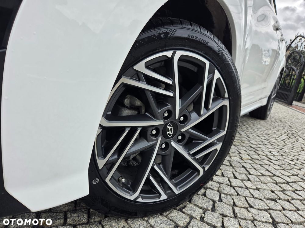 Hyundai Kona 1.6 T-GDI DCT N Line - 28