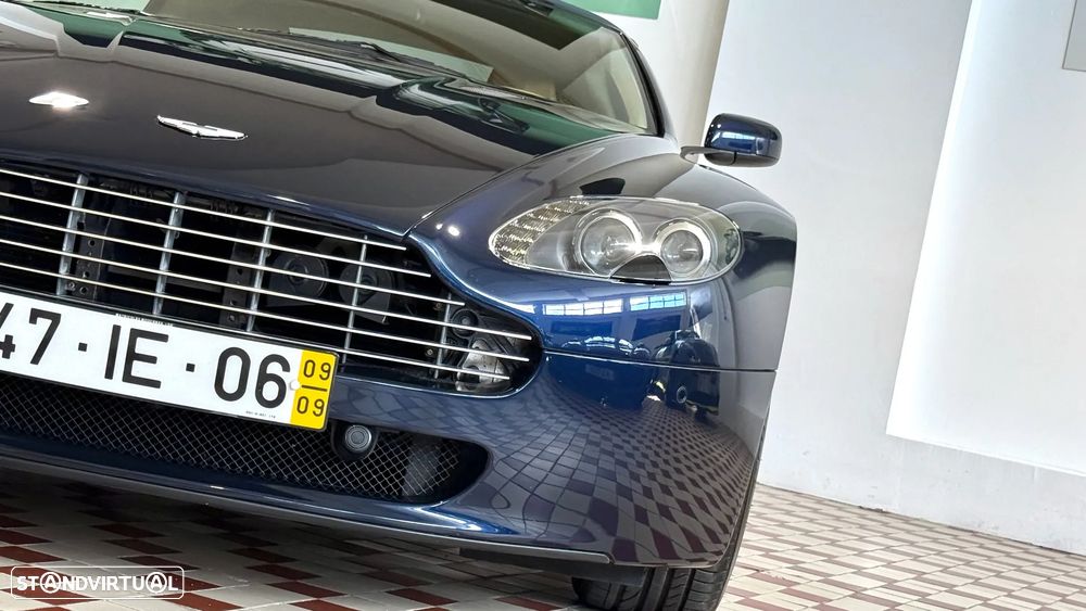 Aston Martin Vantage Roadster V8 Sportshift - 12