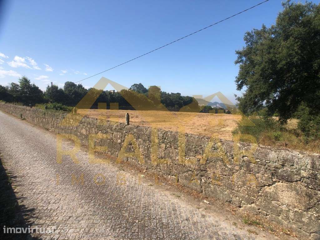 Terreno Urbano em Alvelos - Barcelos - Grande imagem: 2/9