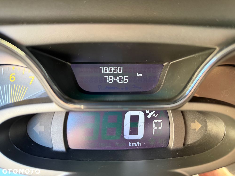 Renault Captur 1.2 TCe Zen EDC - 7