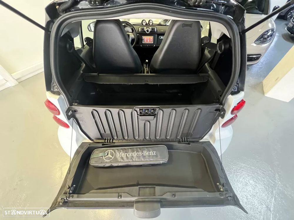 Smart ForTwo Coupé 1.0 mhd Passion 71 Softouch - 47